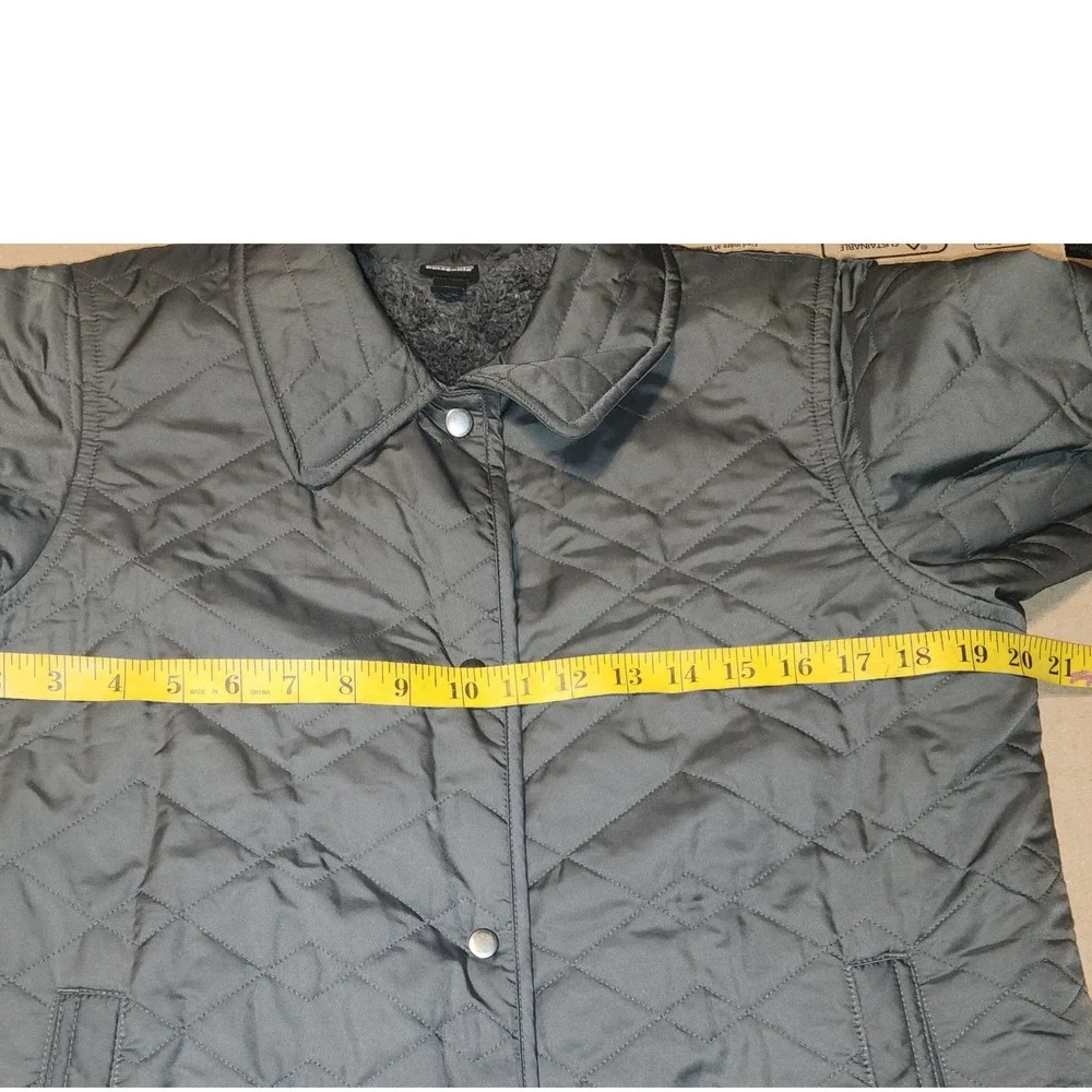 Patagonia Quilted Barn Coat Full Snap Gray Size S Lightweight Insulated